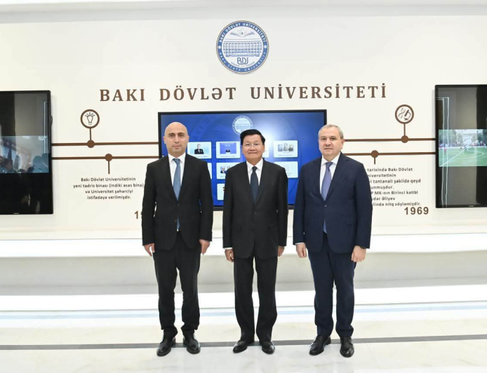 Laos Prezidenti BDU-da tələbələrlə görüşüb