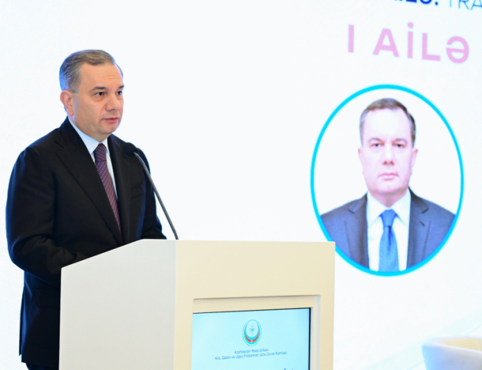 Nazir müavini: Sosial şəbəkələrdə uşaqlar üçün manipulyativ alətlərdən istifadə olunur