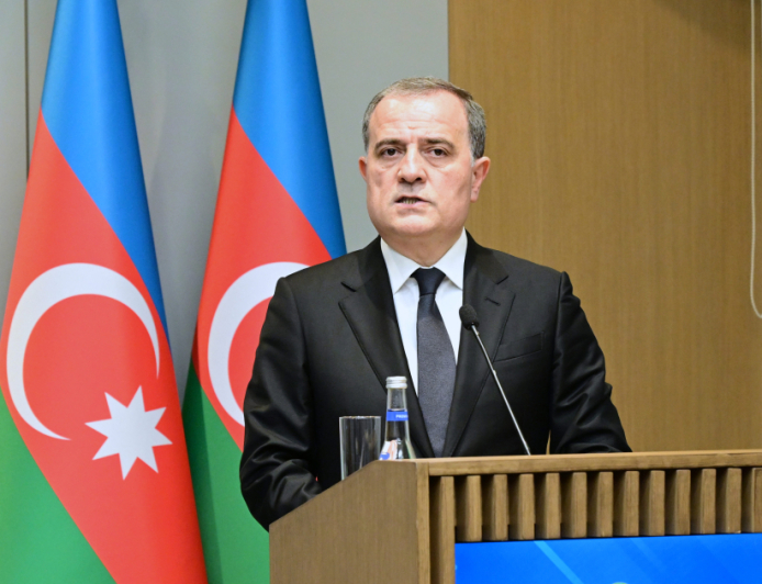 Ceyhun Bayramov: Son tədris ilində 250 azərbaycanlı Niderland universitetlərinə daxil olub