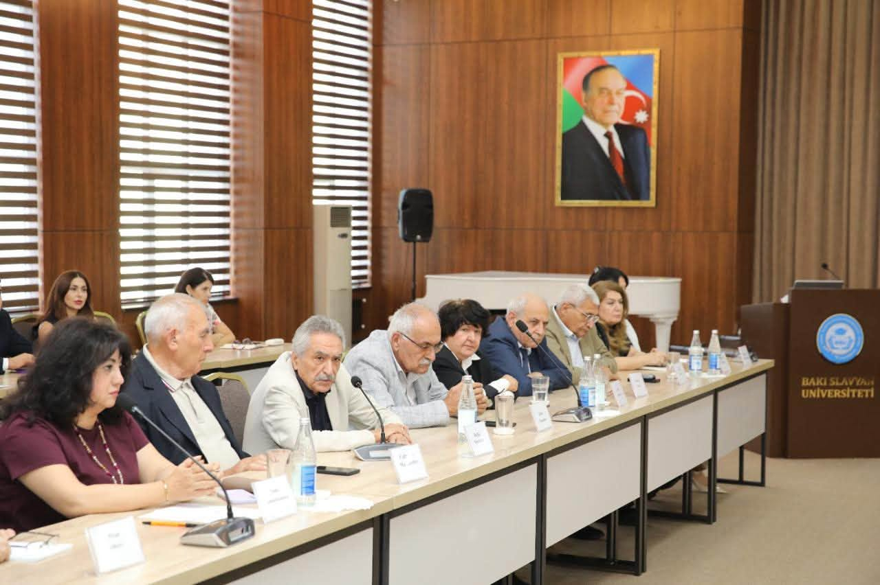 BSU-da Elmi Şuranın növbəti iclası keçirilib