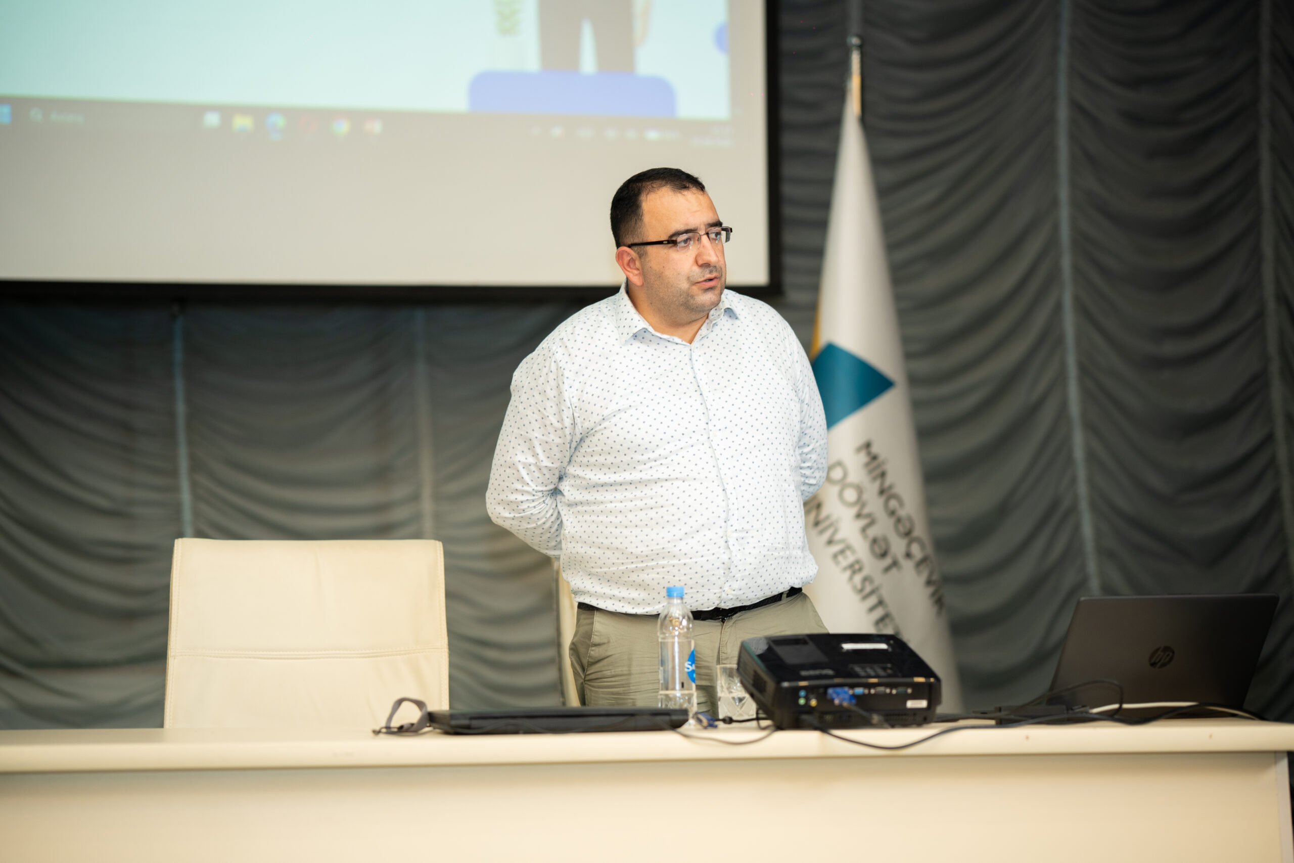 MDU-da turizm və innovativ texnologiyalar seminarı keçirilib