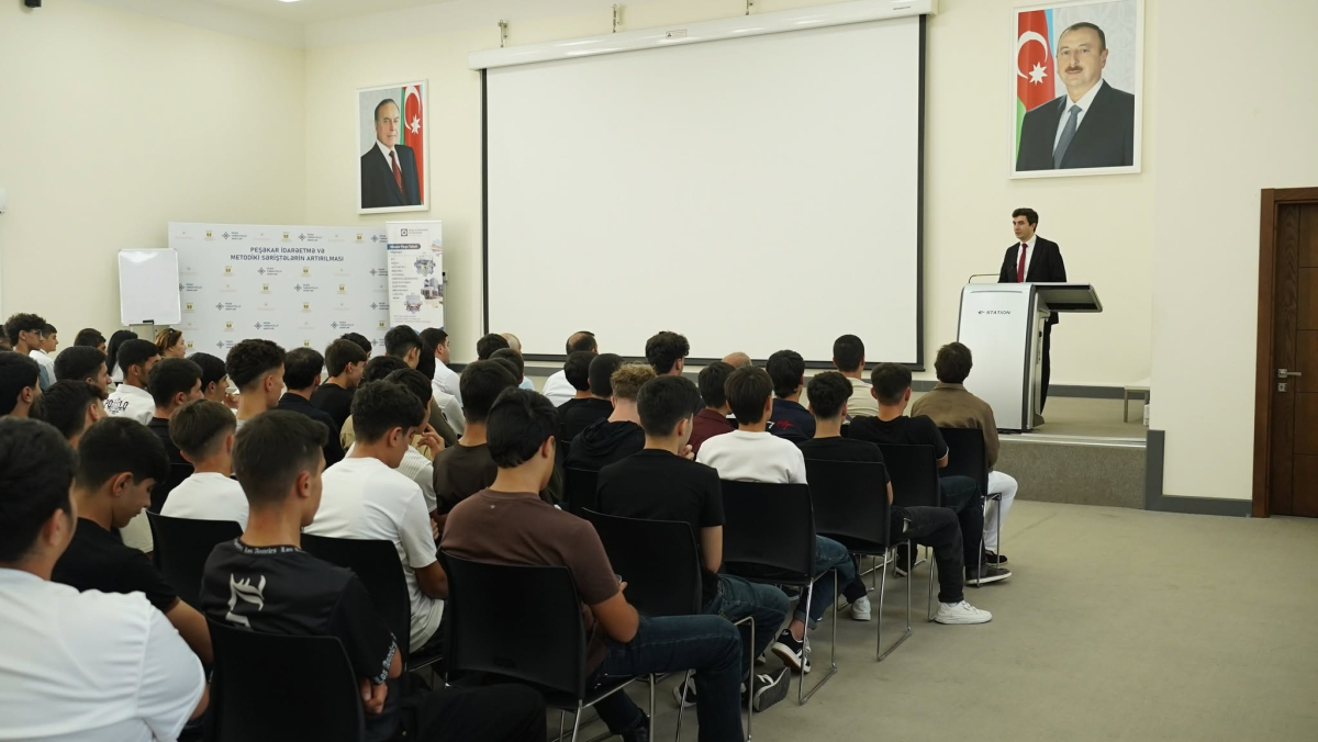 Peşə Təhsil Mərkəzində yataqxanada yaşayan tələbələrlə görüş keçirilib