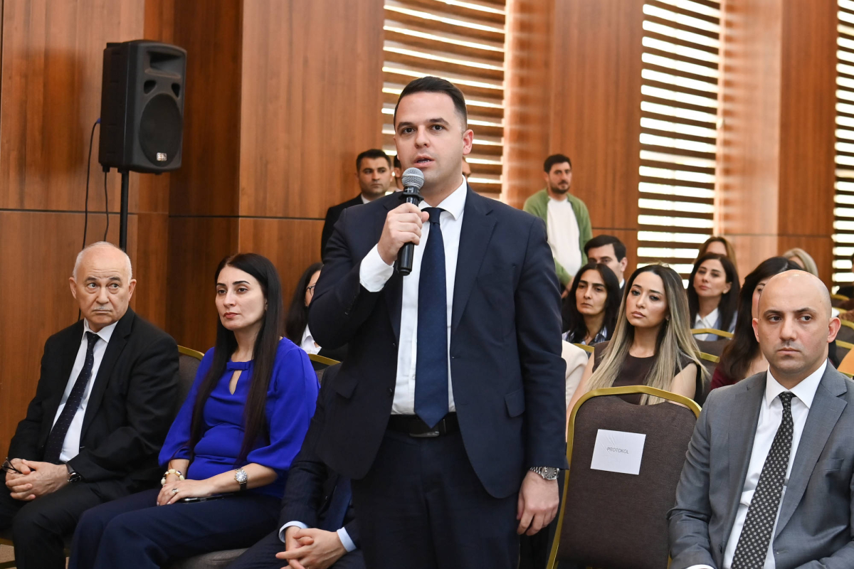 Bahar Muradova “Danışır təcrübə” layihəsinin qonağı olub