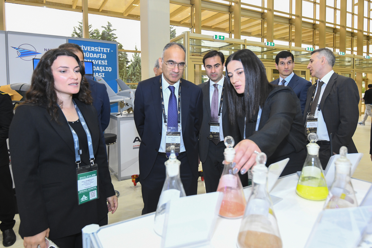 BMU “ADEX 2026”da müdafiə sənayesi üçün 11 layihə təqdim edib