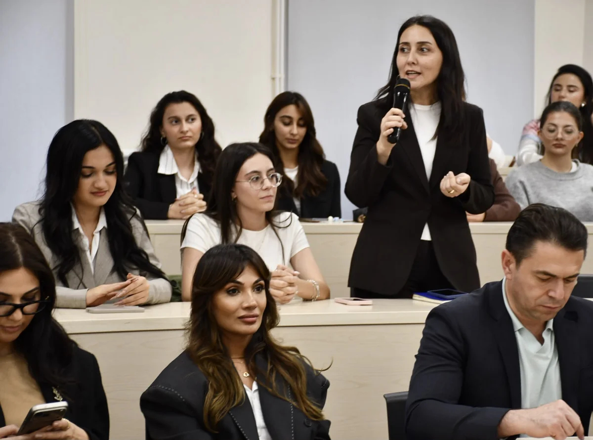 Qarabağ Universitetində mühüm görüş