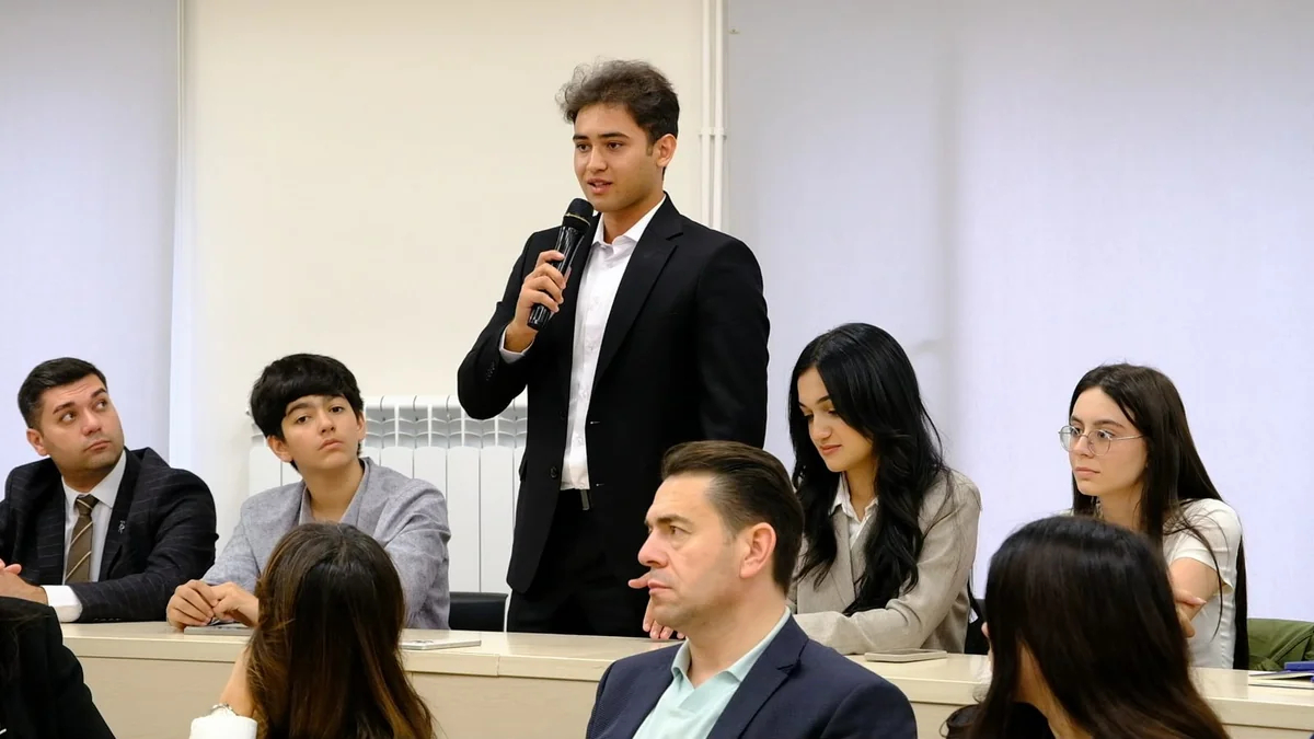Qarabağ Universitetində mühüm görüş