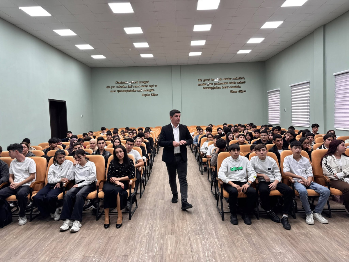 Qəbələdə tələbələrə bullinq mövzusunda maarifləndirici təlim keçirilib