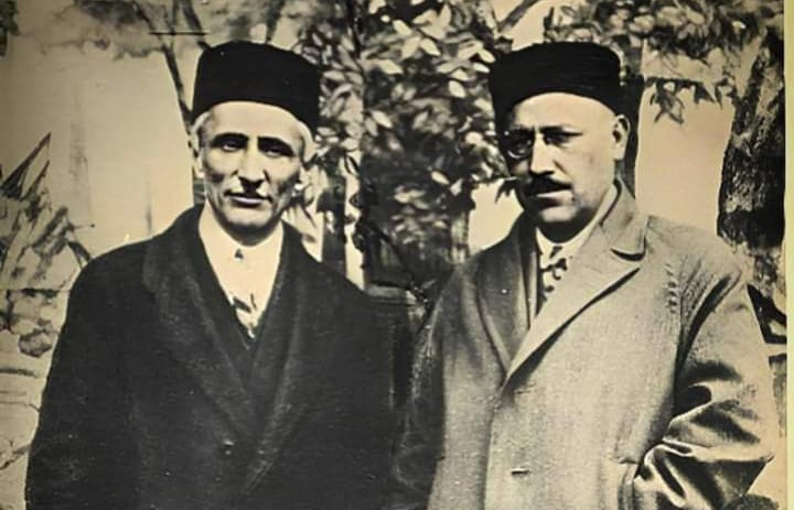 Amalı öyrətmək olan iki ziyalı 