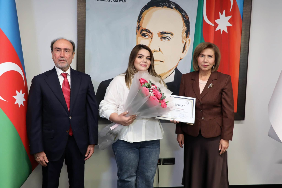 Şəhid xanımlarının təhsilinə dəstək proqramı çərçivəsində görüş keçirilib