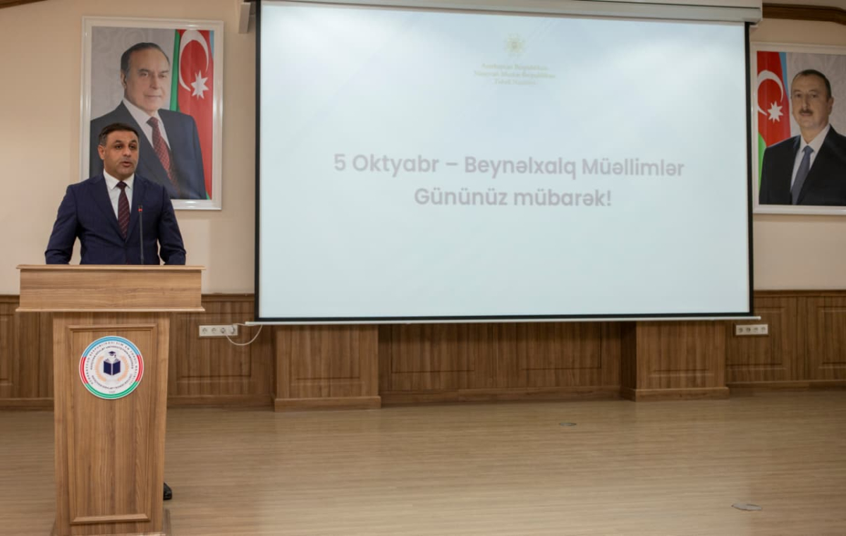 Naxçıvanda fərqlənən müəllimlər təltif ediliblər