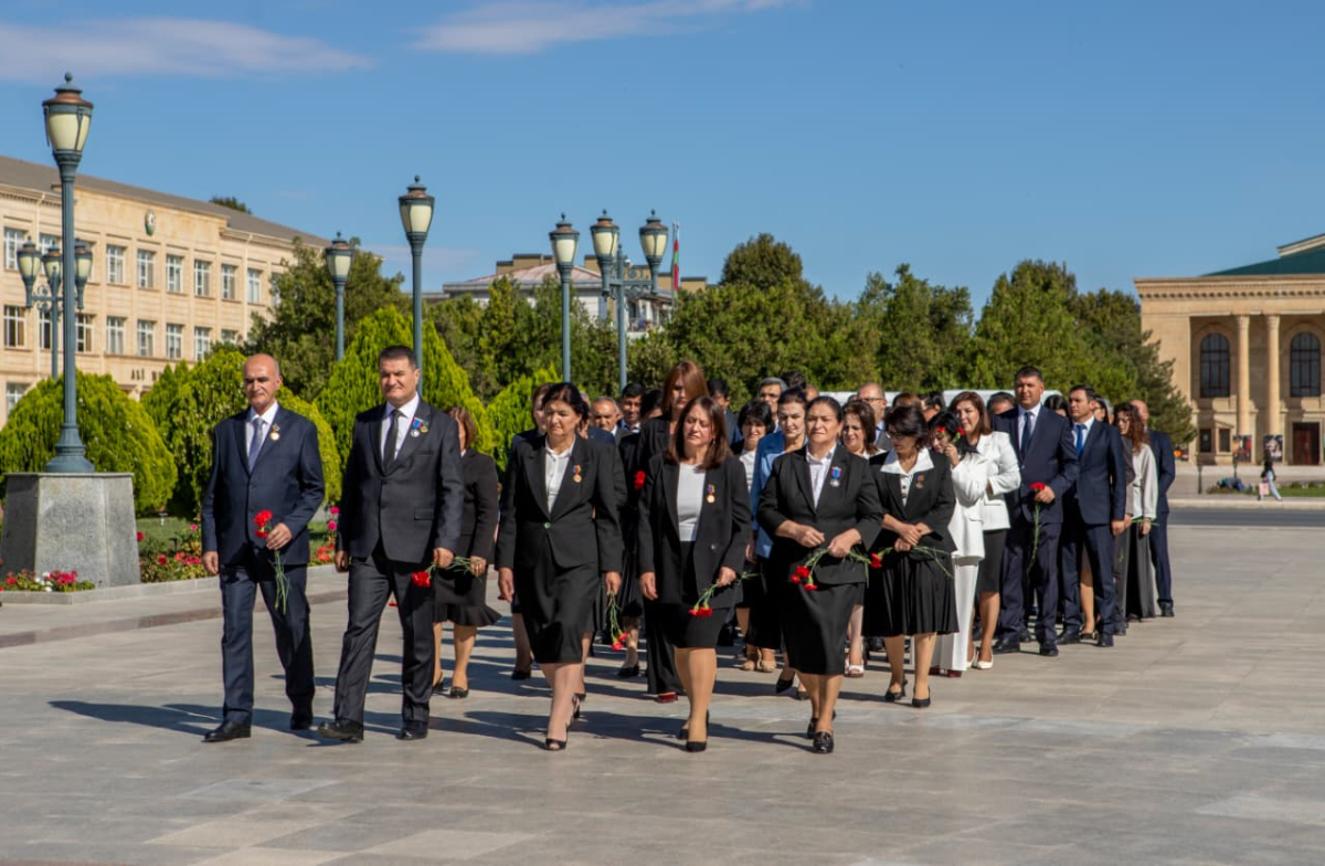 Naxçıvanda fərqlənən müəllimlər təltif ediliblər
