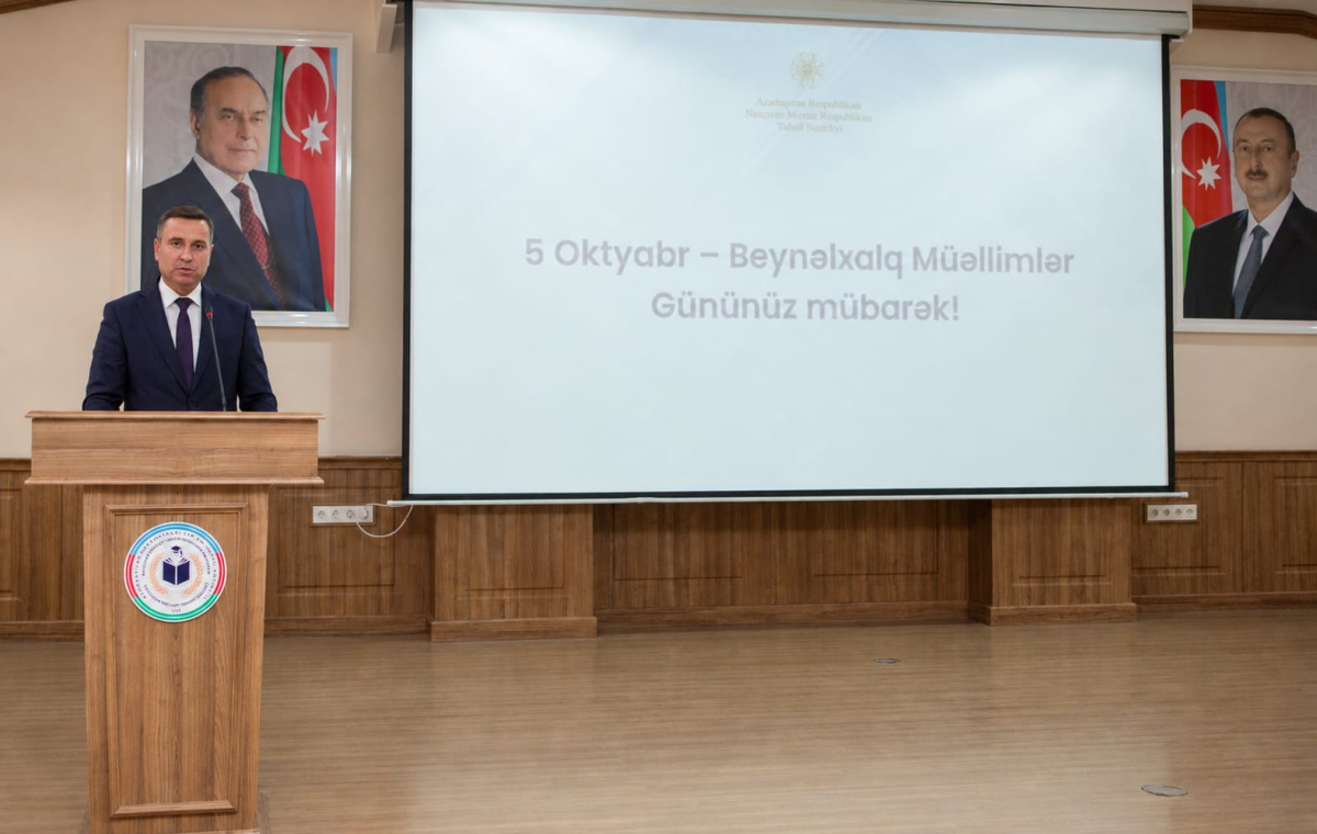 Naxçıvanda fərqlənən müəllimlər təltif ediliblər