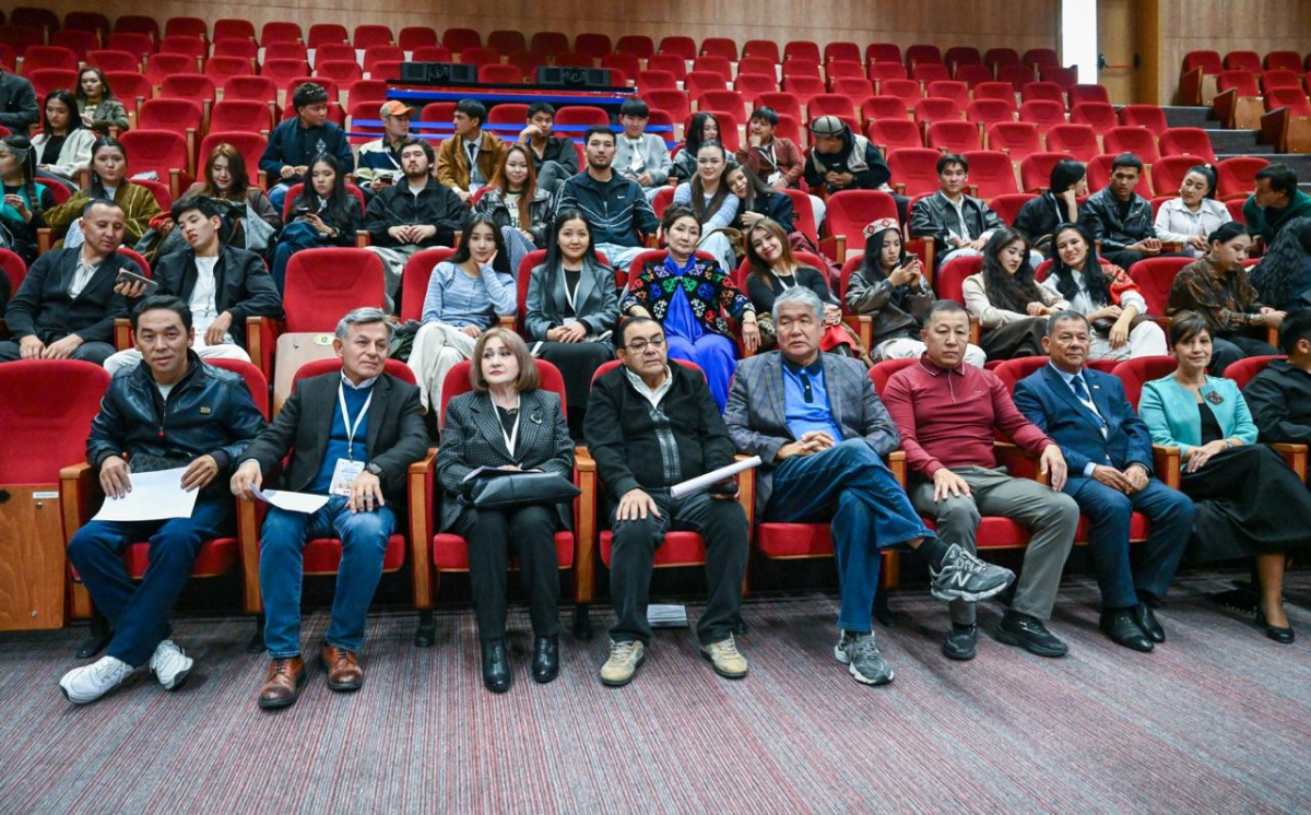 ADMİU tələbələri TÜRKSOY Festivalında Azərbaycanı uğurla təmsil ediblər