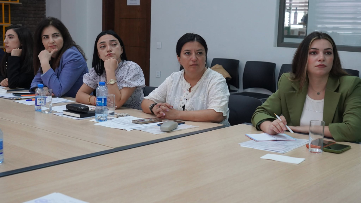 Peşə təhsili müəssisələrinin psixoloq və direktor müavinləri üçün təlimlər keçirilib