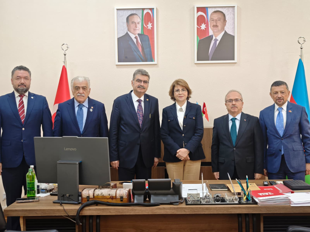 Türkiyənin millət vəkilləri və səfiri TAU-nu ziyarət ediblər