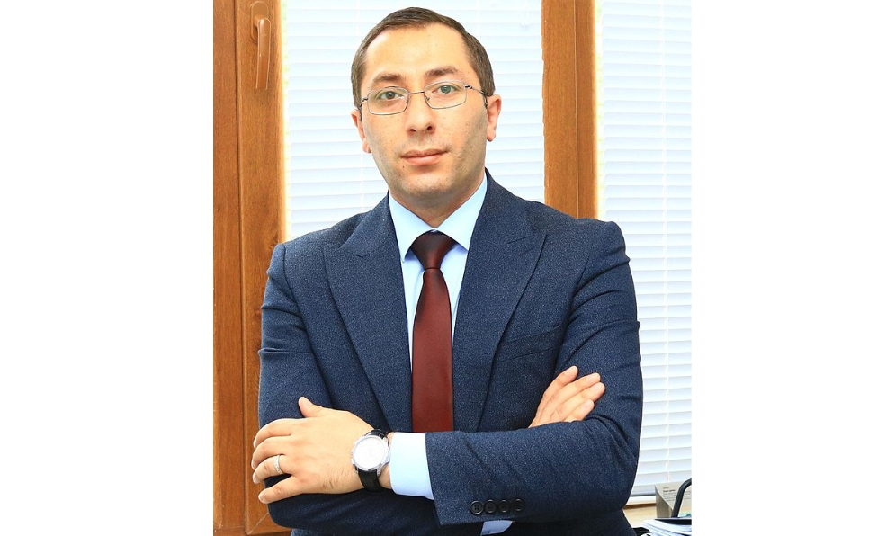 Təhsil məsələlərinin manipulyasiyasına qarşı diqqətli olmaq lazımdır