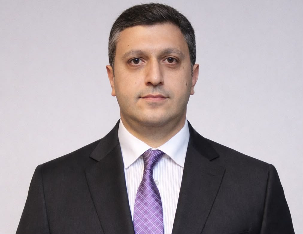Məktəbə hücum və müəllimə qarşı zorakılıq hüquqi məsuliyyət yaradır
