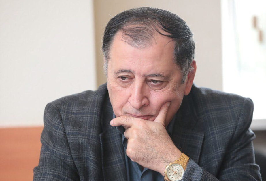 Məktəb dini məbəd deyil