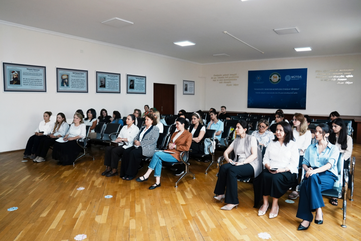 Müəllimlər üçün vergi və maliyyə savadlılığı mövzusunda seminarlar keçirilib
