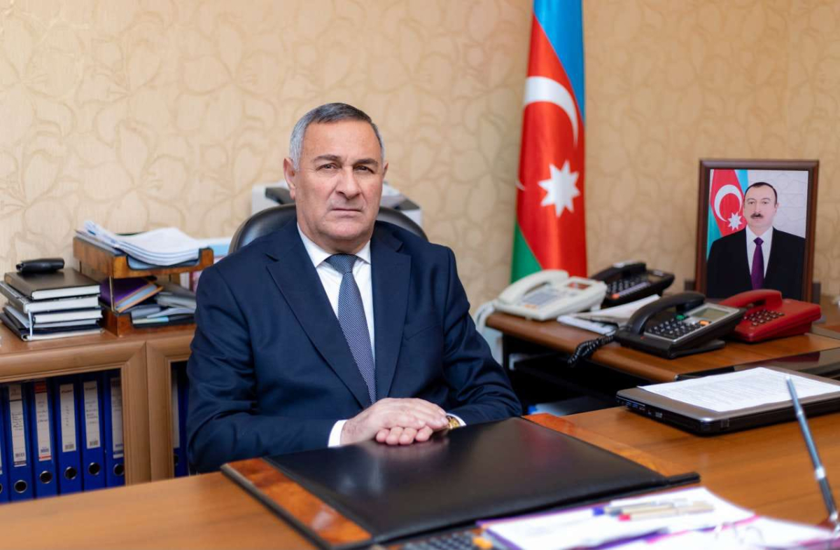 Vahid geyim forması həm də bir tərbiyə nümunəsidir