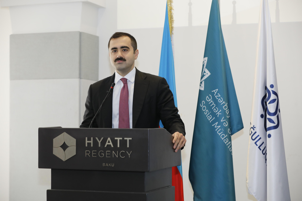 Dövlət Proqramı məzunları üçün karyera sərgisi keçirilib