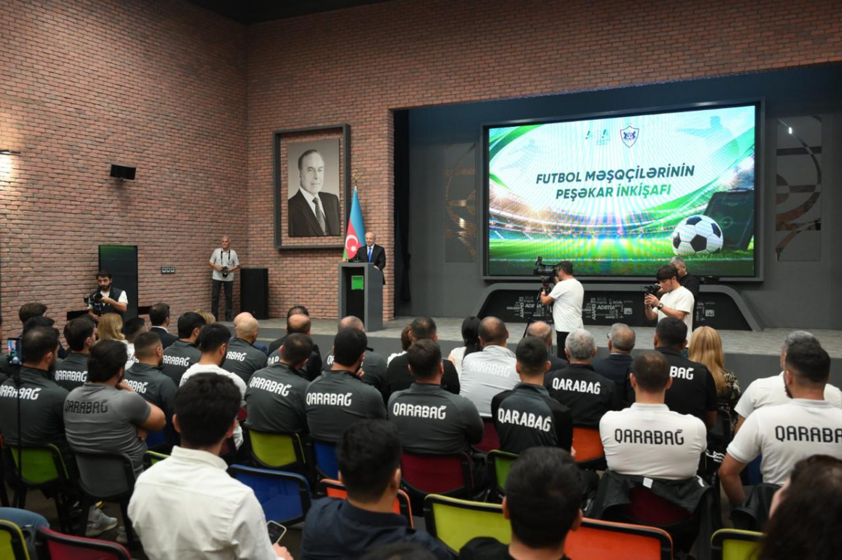 Universitet və əmək bazarı əməkdaşlığı: Məşqçilərə sertifikatlar təqdim olundu