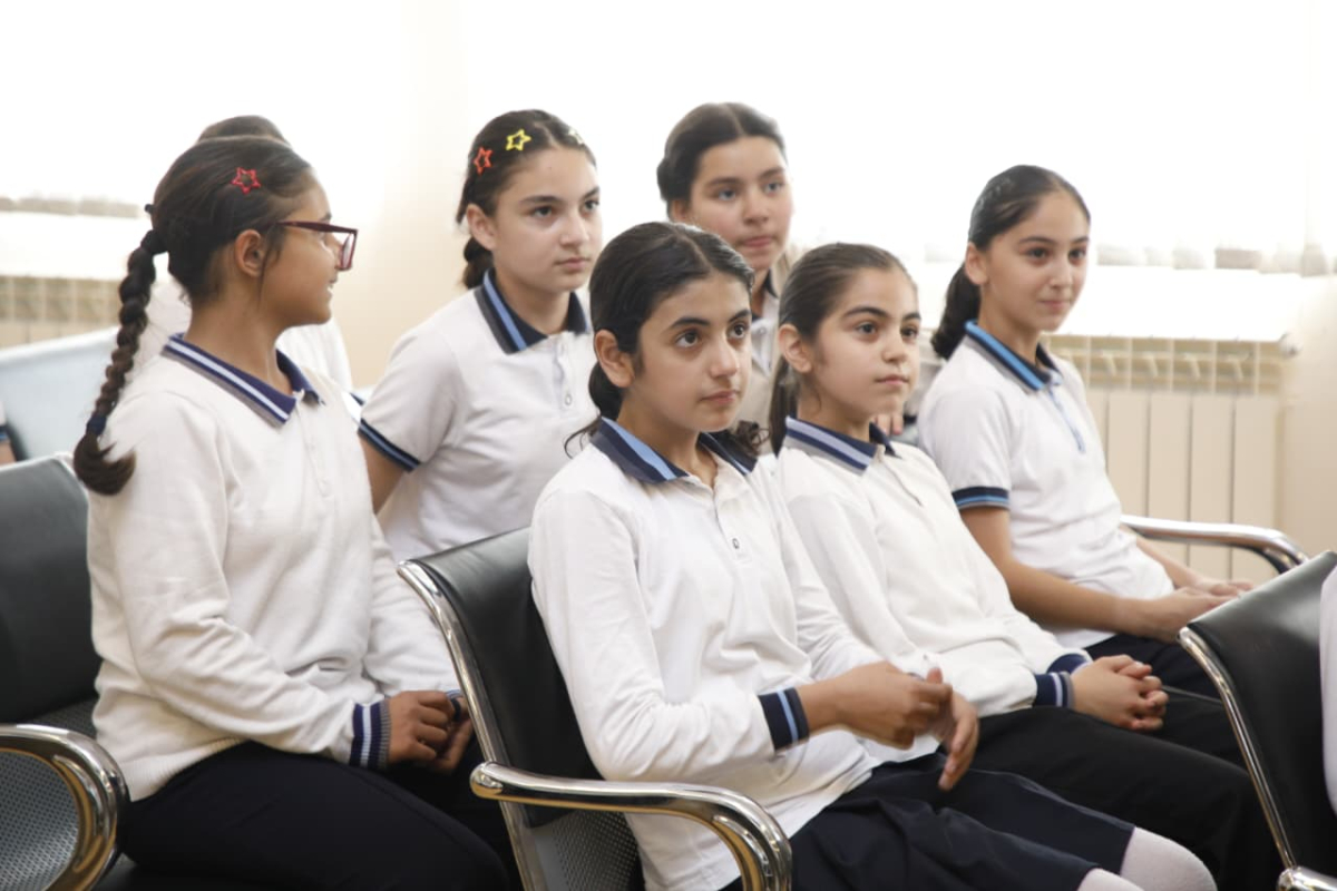 “Sağlam məktəbli” layihəsi çərçivəsində maarifləndirmə tədbirləri davam etdirilir