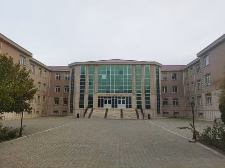 Müəllimlik arzusu onları uzaq şəhərlərdən Naxçıvana gətirib