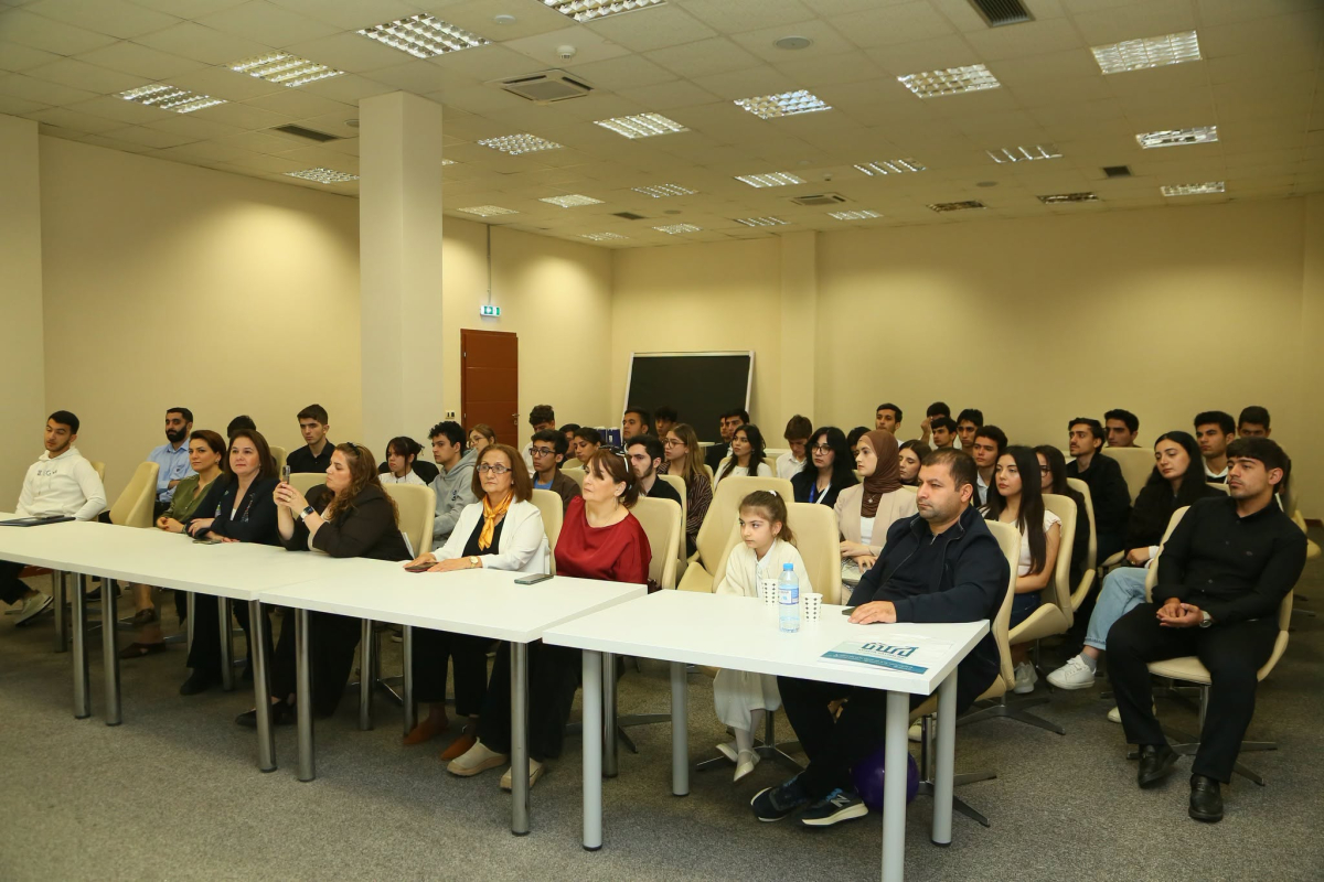 AzTU-nun “BookLoop” platforması Bakı Beynəlxalq Kitab Sərgisində təqdim olunub