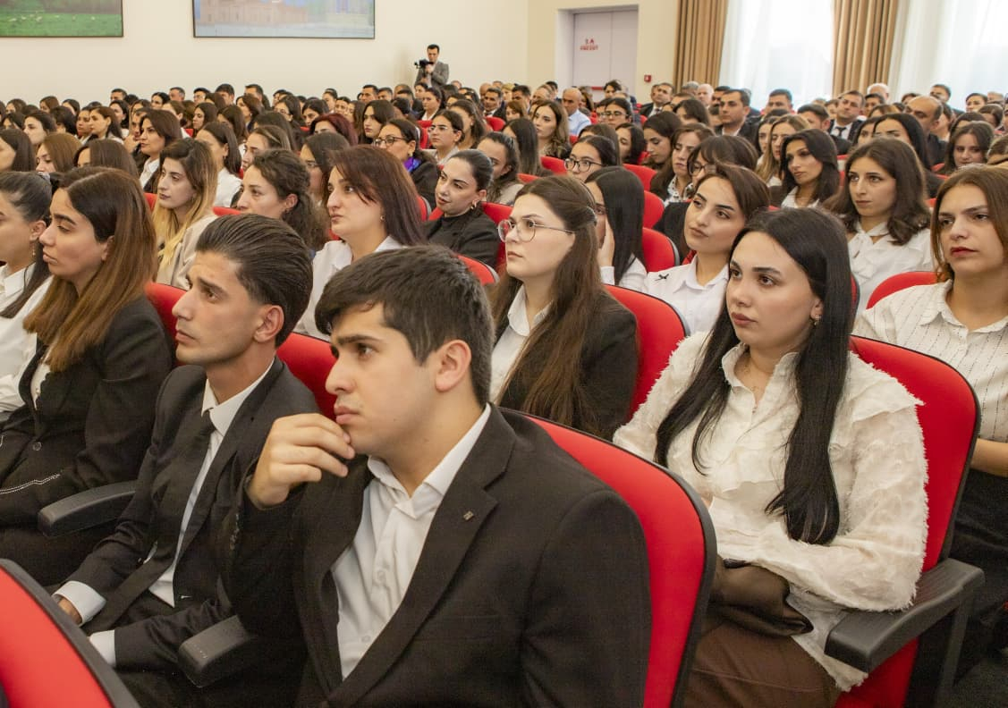 166 gənc müəllim Naxçıvan məktəblərində fəaliyyətə başlayıb