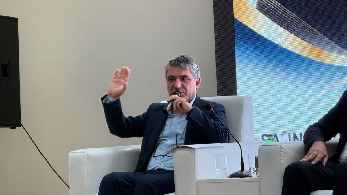 “Bir əsrlik yolun davamı: Türkologiyanın yeni istiqamətləri” adlı konfrans keçirilib