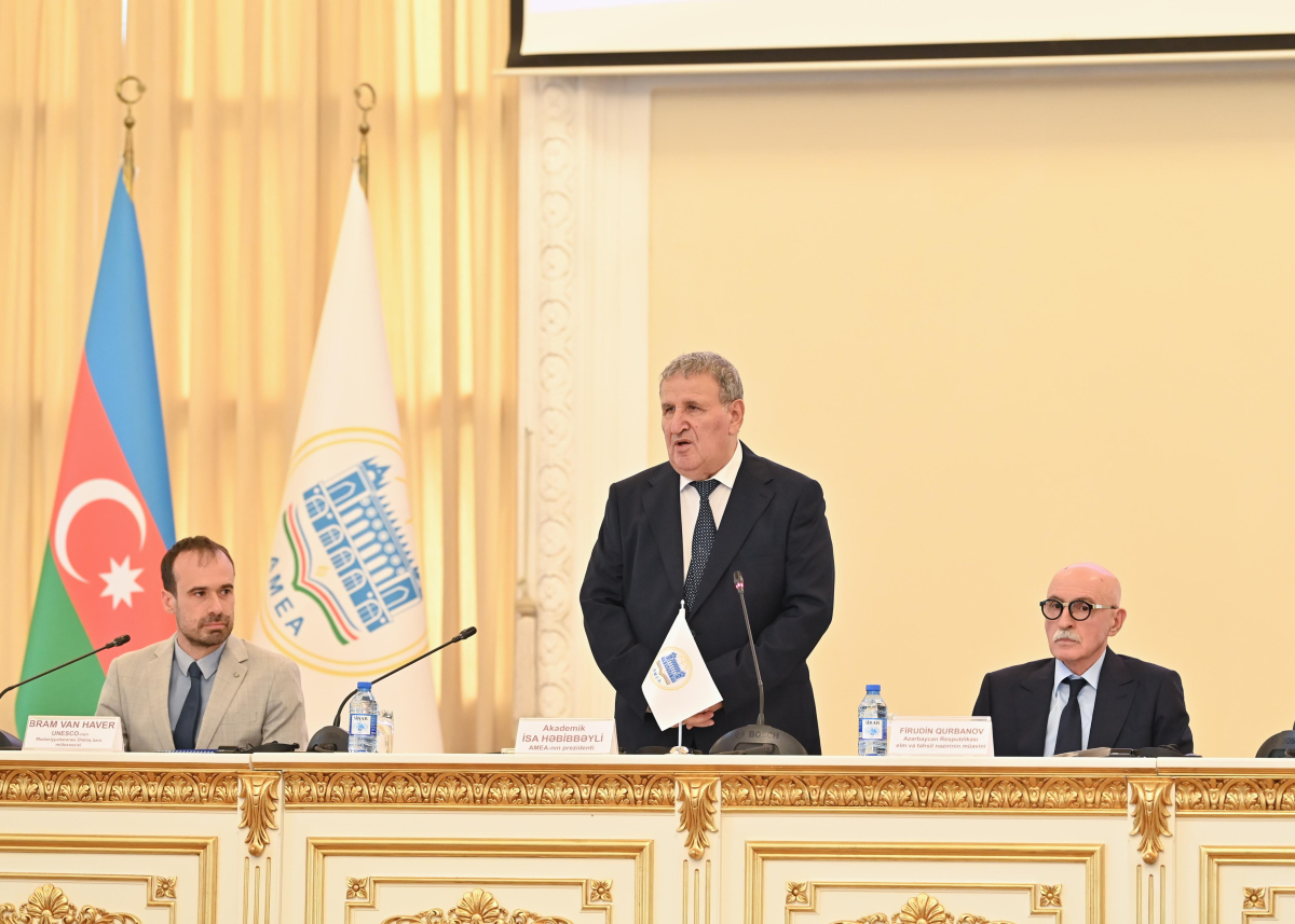 Bakıda Mədəniyyətlərarası Dialoq üzrə Akademik Forum keçirilir
