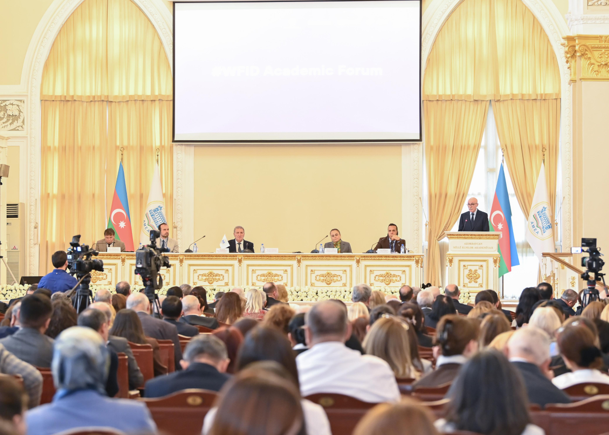 Bakıda Mədəniyyətlərarası Dialoq üzrə Akademik Forum keçirilir