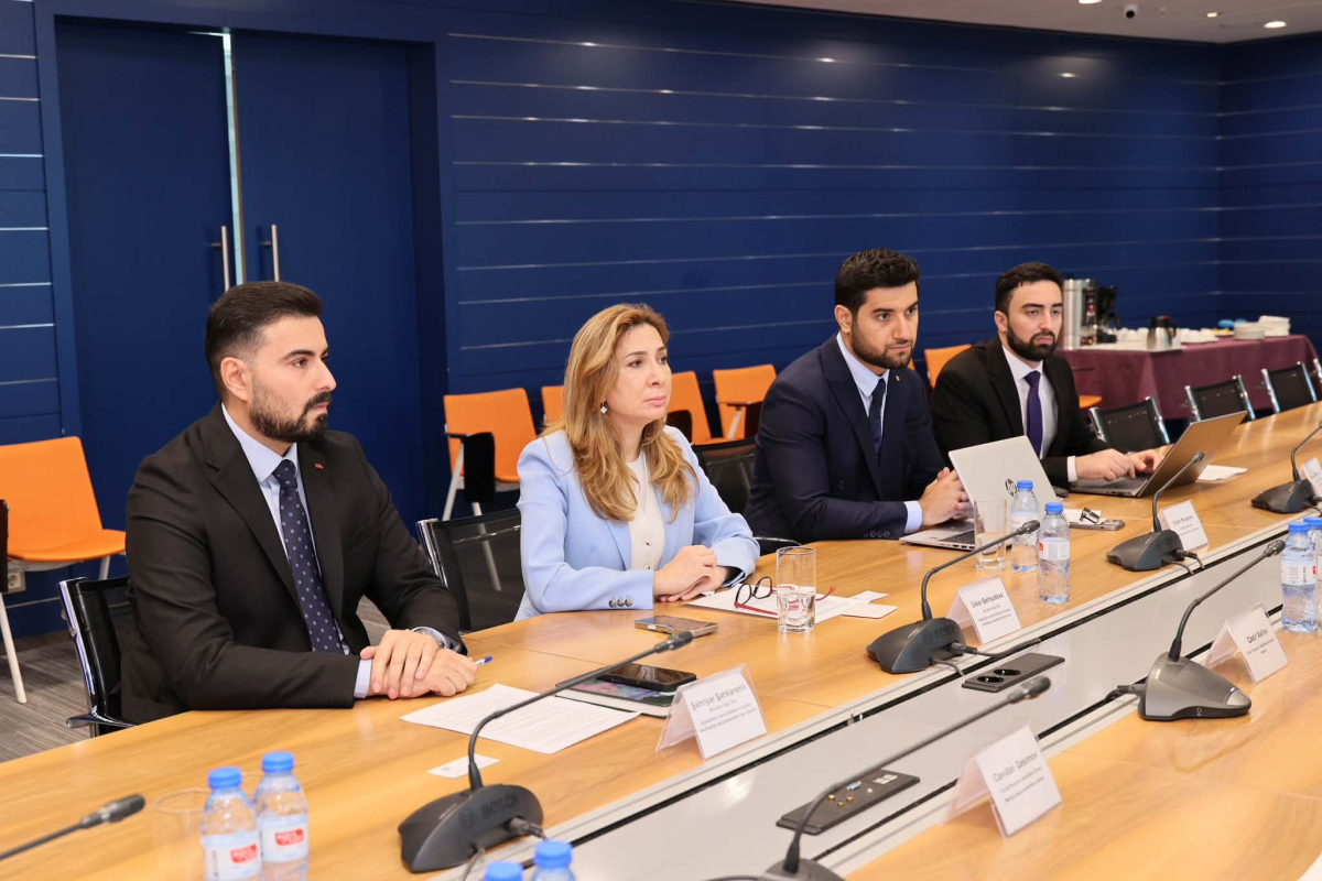 SOCAR ilə DP məzunlarının karyerası müzakirə edilib