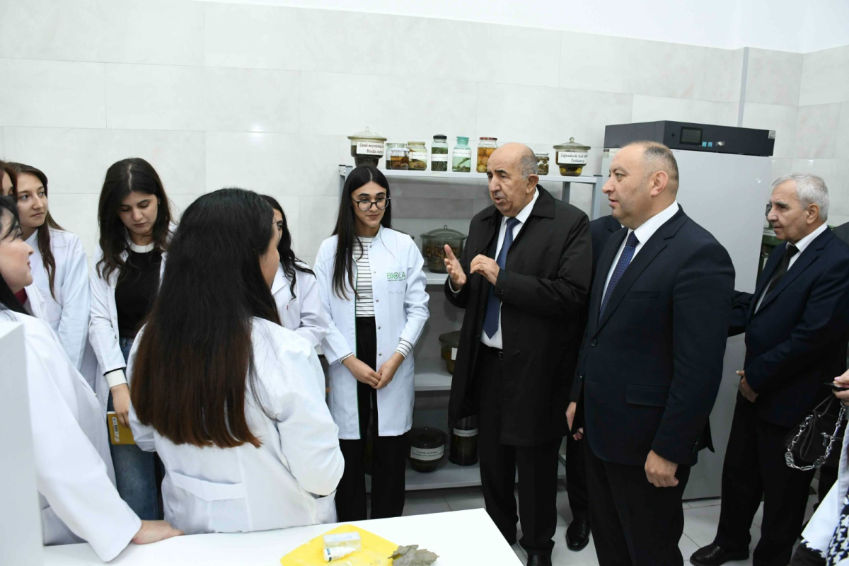 ADAU ilə Neft-Kimya Prosesləri İnstitutu arasında memorandum imzalanıb