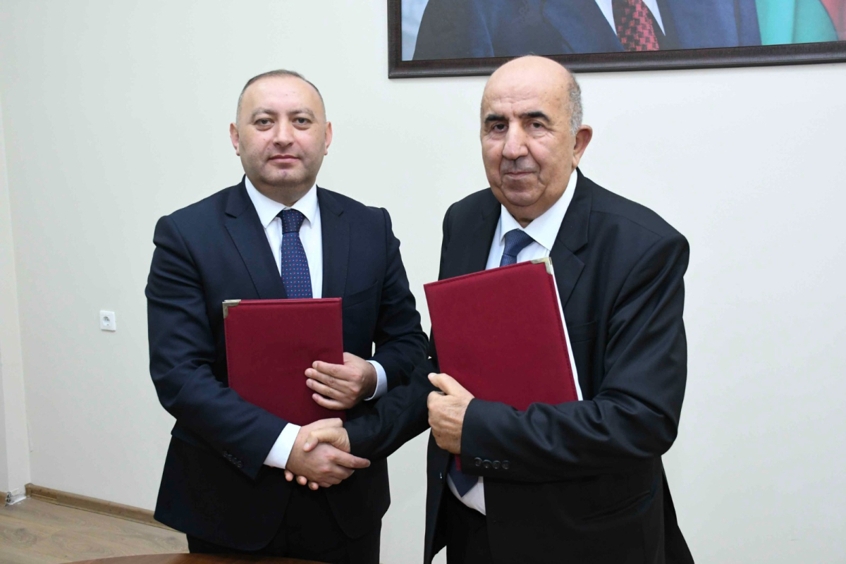 ADAU ilə Neft-Kimya Prosesləri İnstitutu arasında memorandum imzalanıb