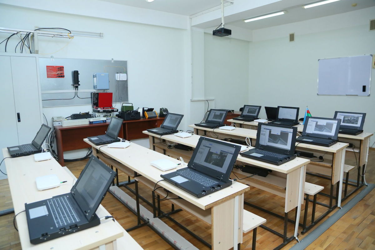 AzTU-da Xüsusi Rabitə Sistemləri Laboratoriyası istifadəyə verilib