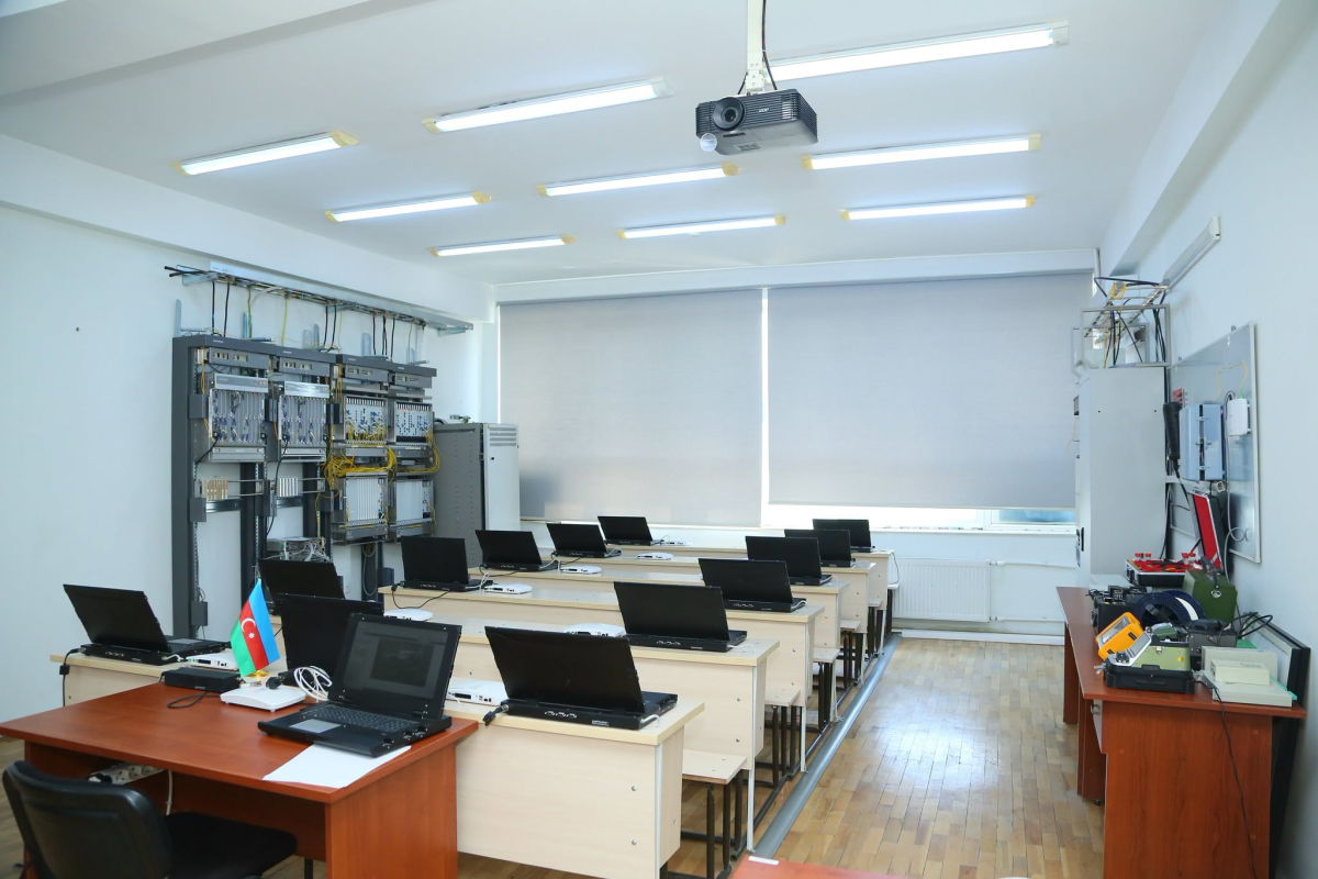 AzTU-da Xüsusi Rabitə Sistemləri Laboratoriyası istifadəyə verilib