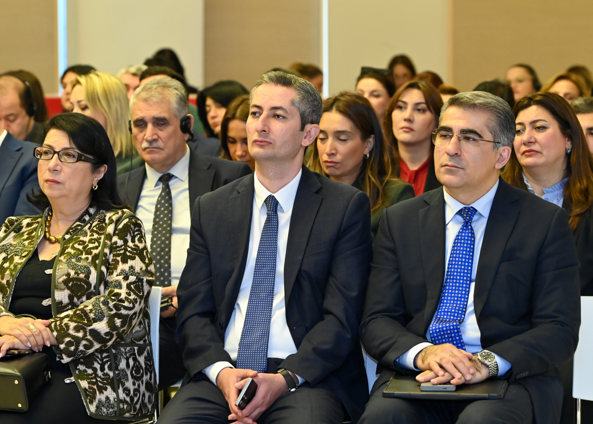 ADA-da mədəniyyətlərarası dialoq, təhsil və rəqəmsal transformasiya mövzusunda sessiya keçirilib