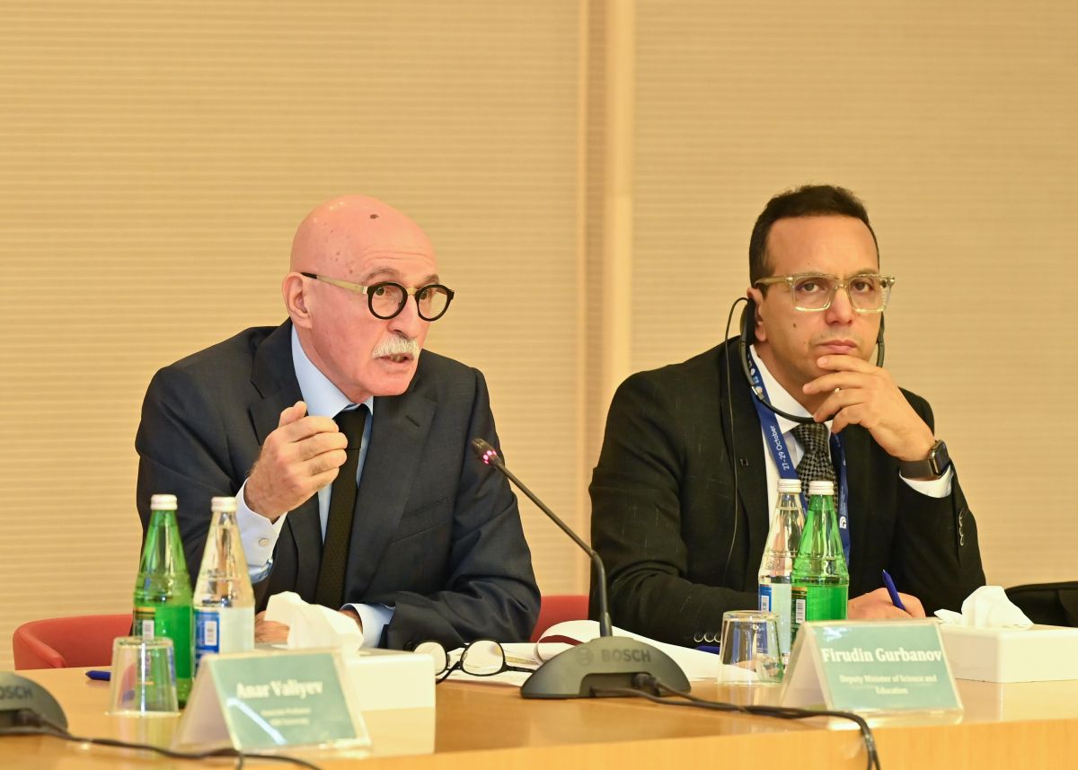 ADA-da mədəniyyətlərarası dialoq, təhsil və rəqəmsal transformasiya mövzusunda sessiya keçirilib