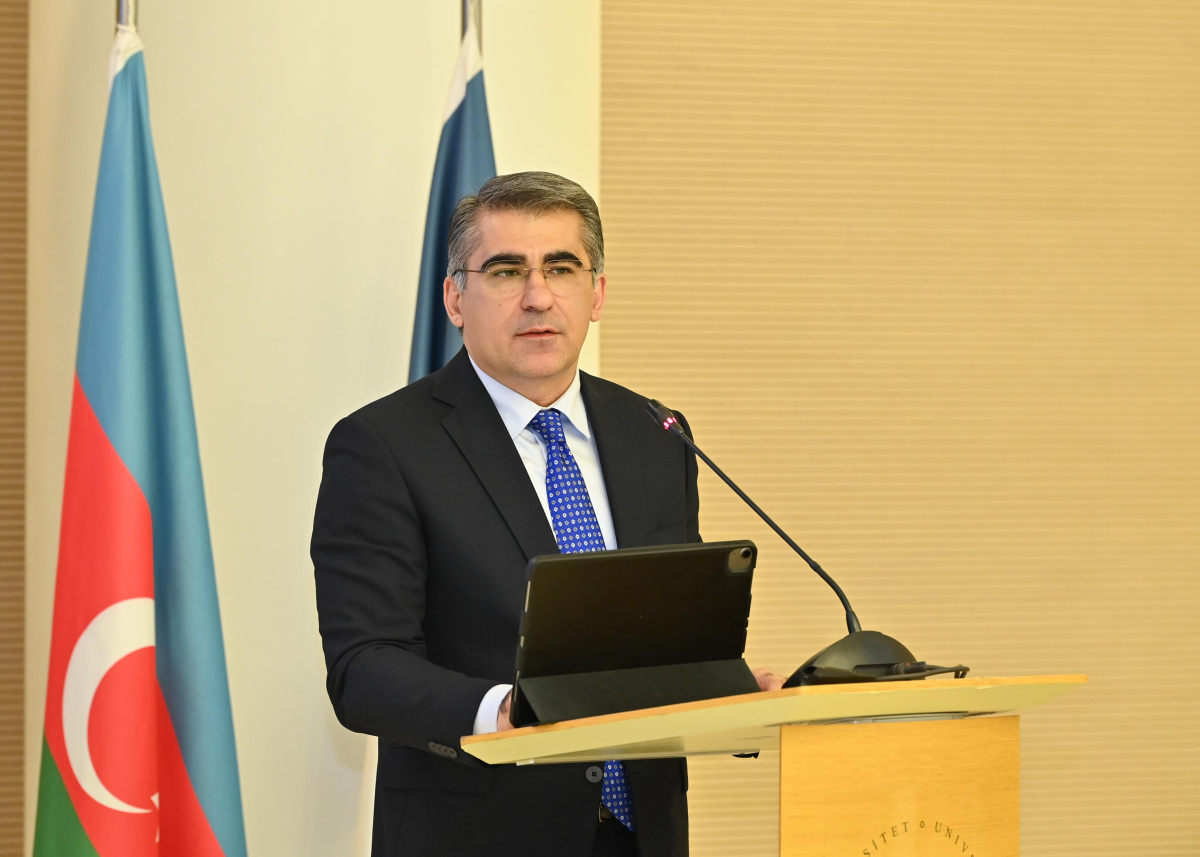 ADA-da mədəniyyətlərarası dialoq, təhsil və rəqəmsal transformasiya mövzusunda sessiya keçirilib