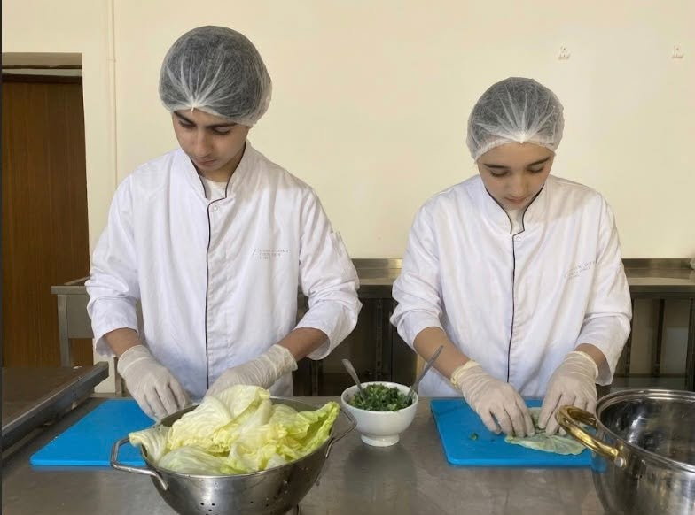 Qəbələdə gələcək aşpazlar üçün istehsalat təlimi keçirilib