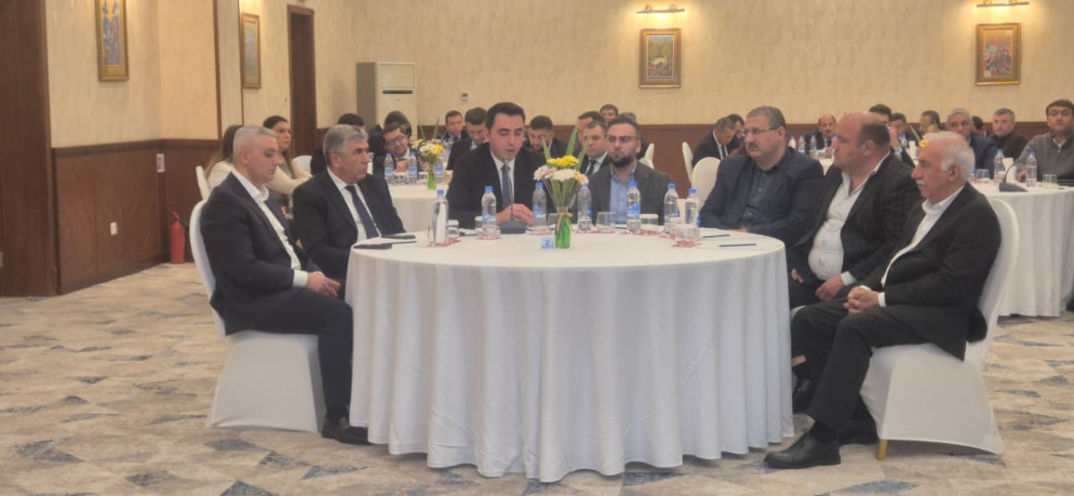 Gəncədə peşə təhsili ilə sənaye arasında əməkdaşlıq müzakirə olunub