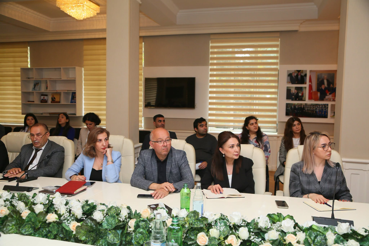 AzTU-da tədqiqat universitetinə transformasiyanın strateji prioritetləri müzakirə olunub