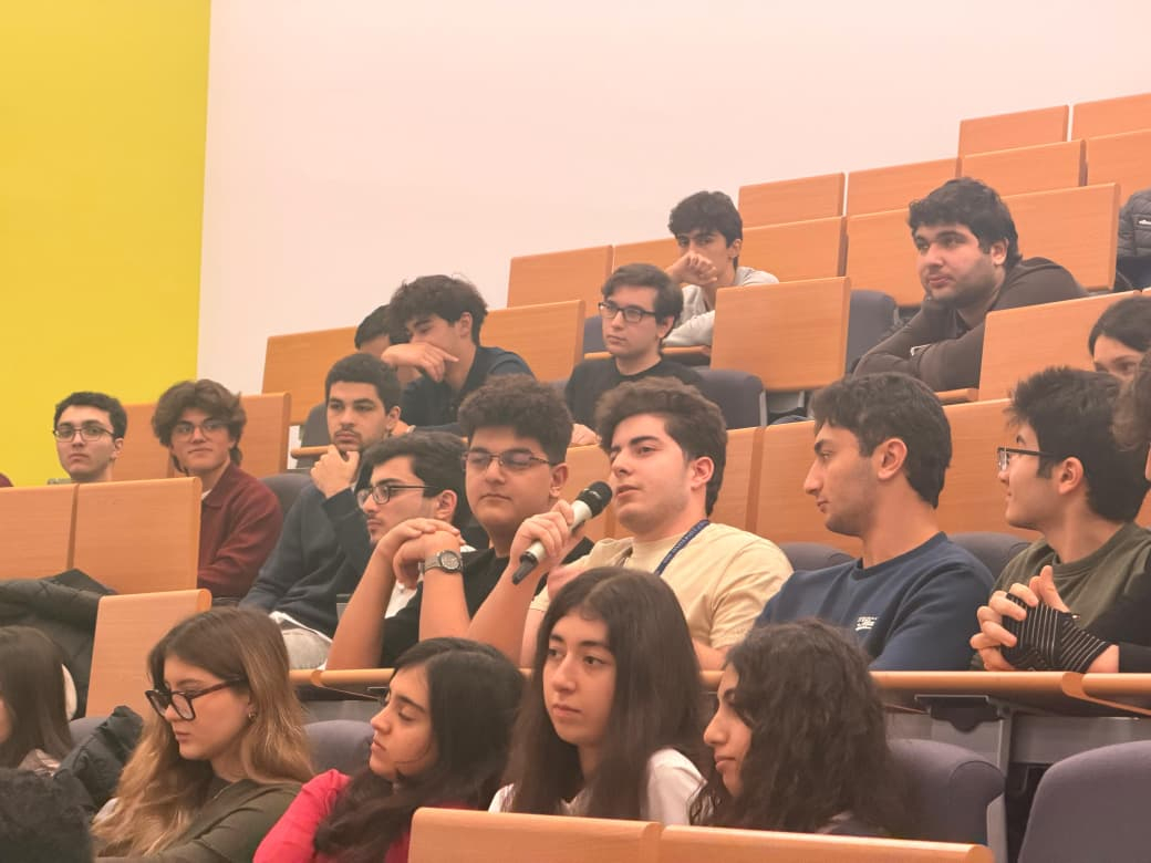 Edinburq Universitetində Dövlət Proqramı təqaüdçüləri ilə görüş keçirilib