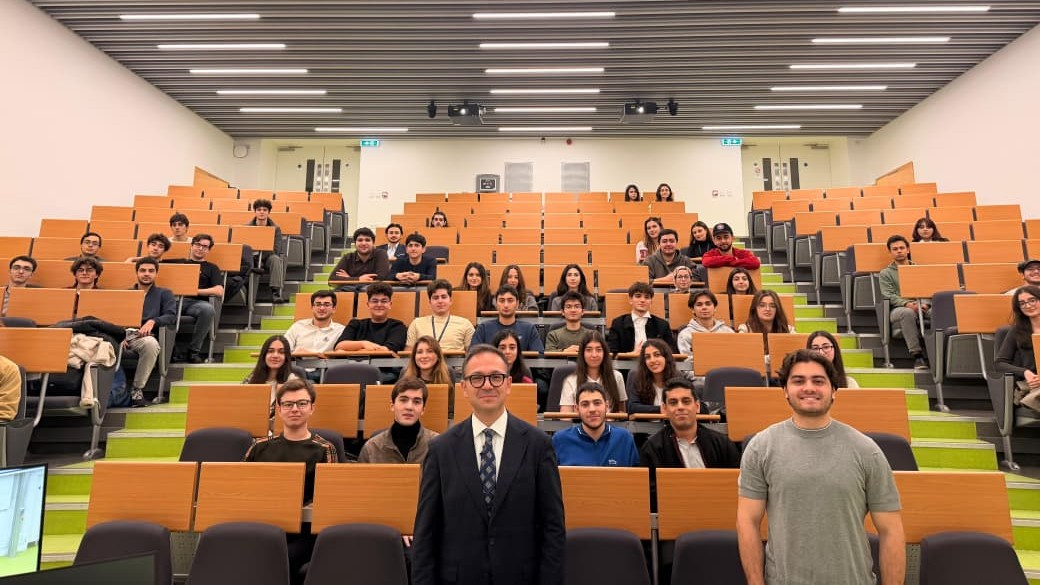 Edinburq Universitetində Dövlət Proqramı təqaüdçüləri ilə görüş keçirilib