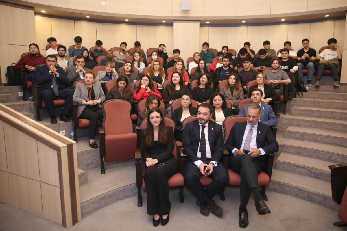 BANM-də İspaniya nümayəndə heyəti ilə görüş keçirilib