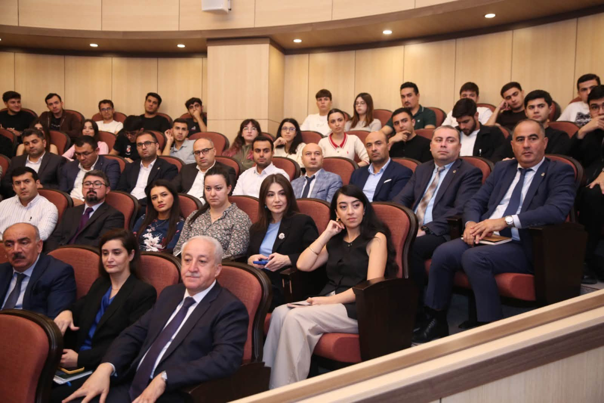 BANM-də İspaniya nümayəndə heyəti ilə görüş keçirilib