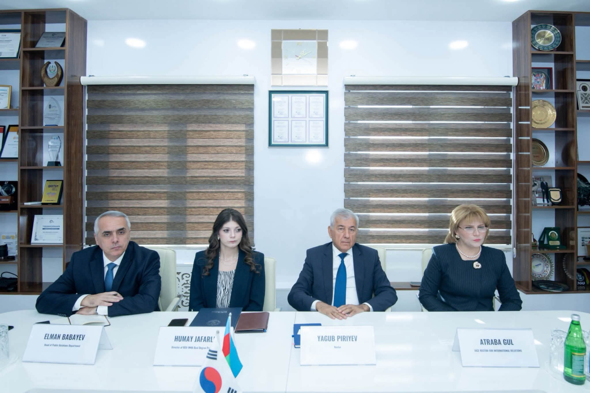 Koreyanın Azərbaycandakı səfiri BMU-da tələbələrlə görüşüb